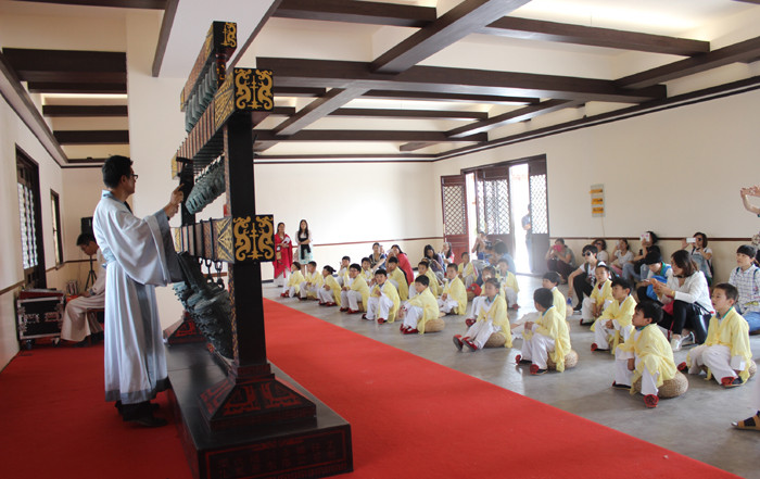 河北閭里孫敬學(xué)堂編鐘古樂教學(xué) 河北閭里孫敬學(xué)堂編鐘古樂教學(xué)